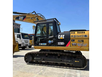 Escavadora de rastos CATERPILLAR 320D2