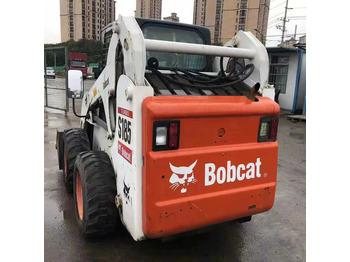 Pá carregadora de rodas BOBCAT S185