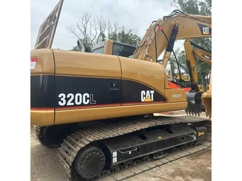 Escavadora de rastos CATERPILLAR