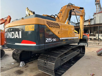 Escavadora de rastos HYUNDAI R215