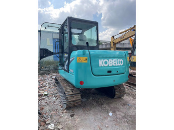 Mini escavadeira KOBELCO