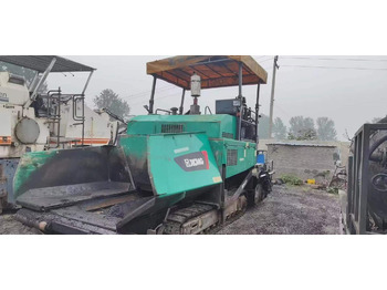 Acabadora XCMG