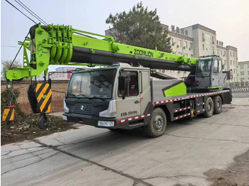 Grua móvel ZOOMLION ZTC250