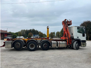 Camião polibenne IVECO 260E43 EUROTECH USATO SCARRABILE CON GRU: foto 4