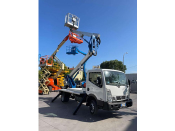 Caminhão com plataforma aérea MULTITEL