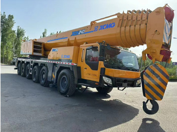 Grua todo o terreno XCMG XCA240