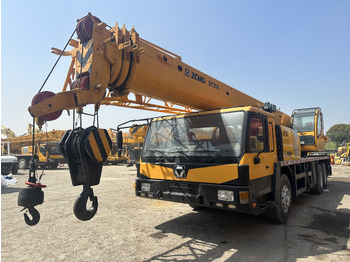 Grua móvel XCMG QY25K