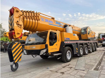 Grua móvel XCMG XCA300