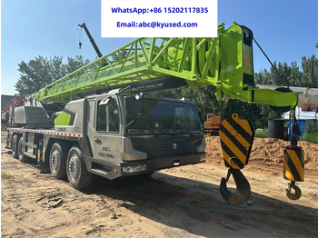 Grua móvel ZOOMLION ZTC700V