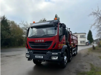 Camião basculante IVECO Trakker