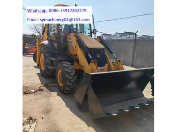 Retroescavadeira JCB 3CX