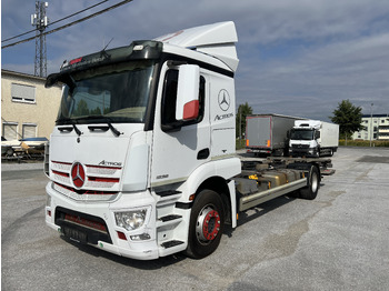 Camião transportador de contêineres/ Caixa móvel MERCEDES-BENZ Actros