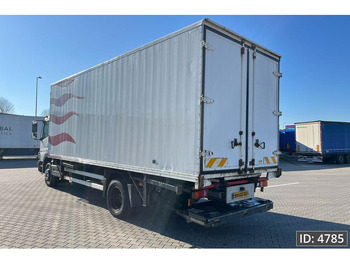 Camião transportador de contêineres/ Caixa móvel Mercedes-Benz Atego 1318 Day Cab, Euro 5, BDF / EPS automatic / DHOLLANDIA 2000KG: foto 2