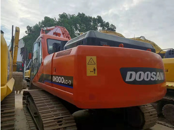 Escavadora de rastos DOOSAN DH300LC-7: foto 5