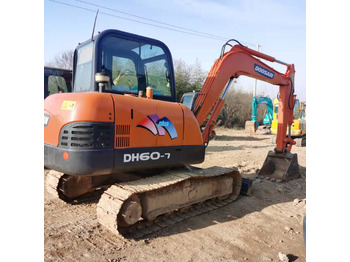 Escavadora de rastos DOOSAN DH60-7