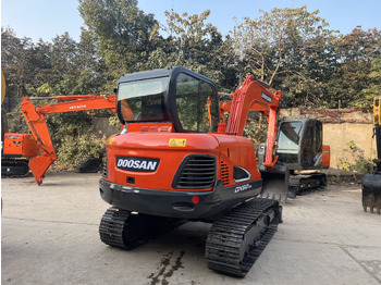 Escavadora de rastos DOOSAN DX60-9C