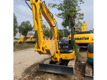 Mini escavadeira KOMATSU PC35