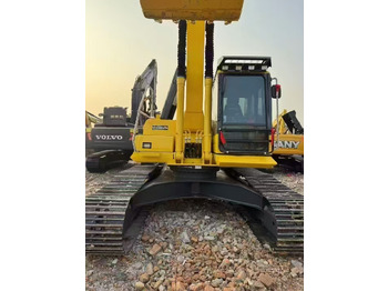 Escavadora de rastos KOMATSU PC240: foto 5