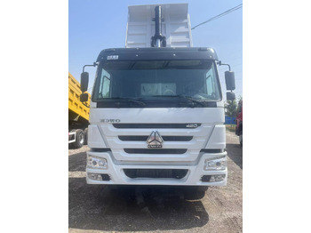 Camião basculante SINOTRUK HOWO