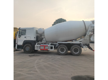 Betoneira SINOTRUK HOWO