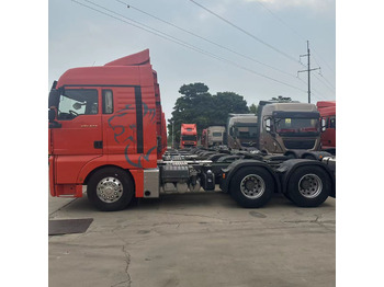 Tractor SINOTRUK