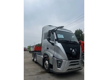 Tractor SINOTRUK