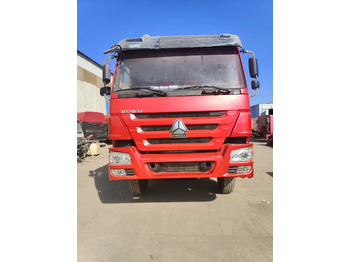 Camião SINOTRUK HOWO