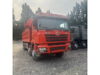 Camião SINOTRUK HOWO