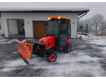 Trator municipal KUBOTA
