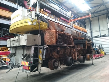 Grua móvel LIEBHERR LTM 1060/2