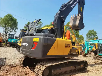 Escavadora de rastos VOLVO EC140