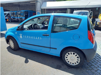 Sedan CITROEN C2 - Voiture berline commerciale essence  - 3 portes: foto 4