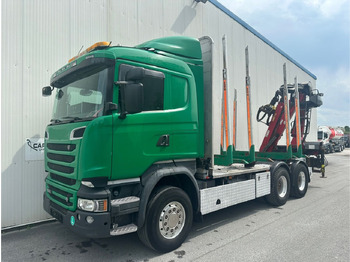 Camião de transporte de madeira SCANIA R 580