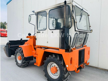 Retroescavadeira Schaeff SKB 902: foto 4