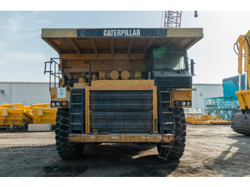 Caminhão fora de estrada CATERPILLAR 777