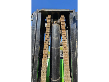 Locação financeira de CATERPILLAR V330B CATERPILLAR V330B: foto 3