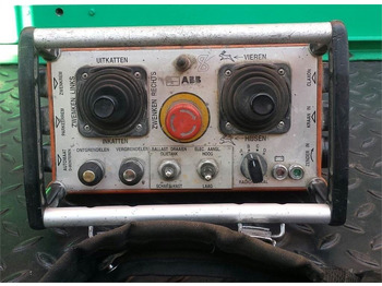 Grua todo o terreno Spierings SK-477 AT-4 (400V + diesel): foto 4