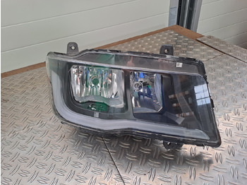Farol dianteira MAN TGS