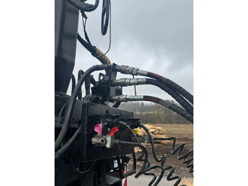 Semi-reboque transporte de madeira NACZEPA Z DŹWIGIEM DO DREWNA: foto 5 Semi-reboque transporte de madeira NACZEPA Z DŹWIGIEM DO DREWNA: foto 5