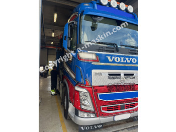 Camião de caixa aberta/ Plataforma VOLVO FH 540