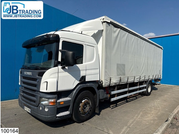Camião de lona SCANIA P 270