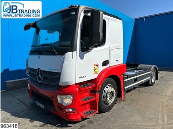 Tractor MERCEDES-BENZ Actros 1843