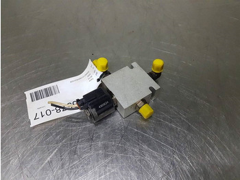 Locação financeira de Case 621D-CNH 445471A1-Valve/Ventile/Ventiel Case 621D-CNH 445471A1-Valve/Ventile/Ventiel: foto 2 Locação financeira de Case 621D-CNH 445471A1-Valve/Ventile/Ventiel Case 621D-CNH 445471A1-Valve/Ventile/Ventiel: foto 2