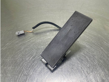 Cabine e interior para Máquina de construção Mecalac 12MTX-5270656-Gas pedal: foto 4