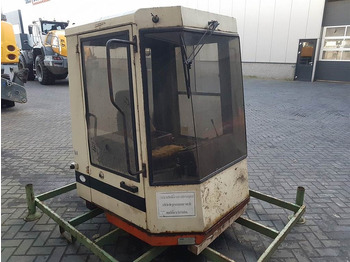 Cabine e interior SCHAEFF