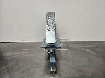 Cabine e interior para Máquina de construção novo Terex TL/SKL/SKS-5692657905-Gas pedal: foto 4