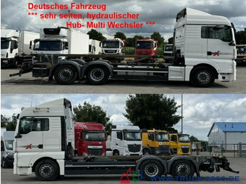 Camião transportador de contêineres/ Caixa móvel MAN TGX 26.480