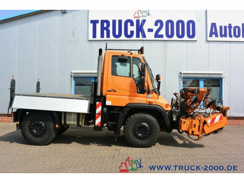 Camião de caixa aberta/ Plataforma, Veículo municipal/ Especial Unimog U 400 4 x 4 Mulag Teleskopausleger + Zapfwelle: foto 4