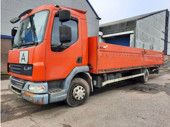 Camião de caixa aberta/ Plataforma DAF LF 45 220