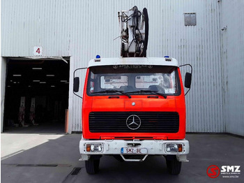 Camião Mercedes-Benz 1317 4x4: foto 2